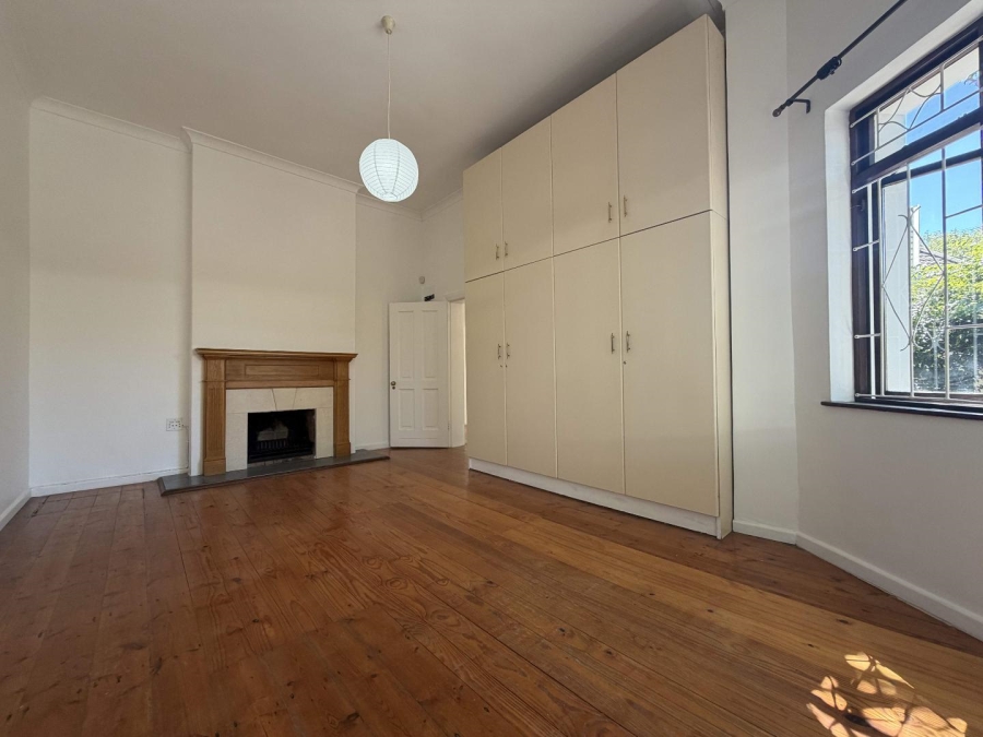 To Let 4 Bedroom Property for Rent in Rondebosch Village Western Cape